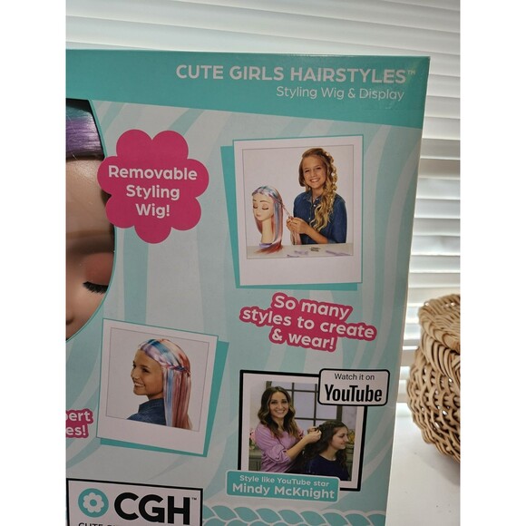 SOLD Styling Head Play Doll With Fashion Hair Accessories And BONUS Pretend Wig - Picture 3 of 9